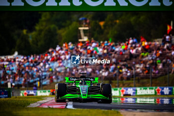 2024-07-19 - 77 Valtteri Bottas, (FIN) Stake F1 Team Kick Sauber during the Hungarian GP, Budapest 18-21 July 2024 Formula 1 World championship 2024. - FORMULA 1 HUNGARIAN GRAND PRIX 2024 - PRACTICE 1 AND PRACTICE 2 - FORMULA 1 - MOTORS