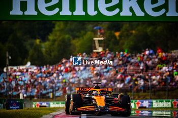 2024-07-19 - 81 Oscar Piastri, (AUS) McLaren Mercedes during the Hungarian GP, Budapest 18-21 July 2024 Formula 1 World championship 2024. - FORMULA 1 HUNGARIAN GRAND PRIX 2024 - PRACTICE 1 AND PRACTICE 2 - FORMULA 1 - MOTORS