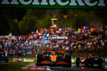 2024-07-19 - 81 Oscar Piastri, (AUS) McLaren Mercedes during the Hungarian GP, Budapest 18-21 July 2024 Formula 1 World championship 2024. - FORMULA 1 HUNGARIAN GRAND PRIX 2024 - PRACTICE 1 AND PRACTICE 2 - FORMULA 1 - MOTORS