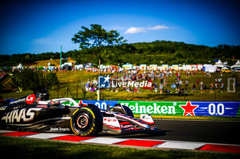 2024-07-19 - 20 Kevin Magnussen, (DAN) Haas F1 Team during the Hungarian GP, Budapest 18-21 July 2024 Formula 1 World championship 2024. - FORMULA 1 HUNGARIAN GRAND PRIX 2024 - PRACTICE 1 AND PRACTICE 2 - FORMULA 1 - MOTORS