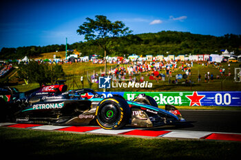 2024-07-19 - 63 George Russell, (GRB) AMG Mercedes Ineos during the Hungarian GP, Budapest 18-21 July 2024 Formula 1 World championship 2024. - FORMULA 1 HUNGARIAN GRAND PRIX 2024 - PRACTICE 1 AND PRACTICE 2 - FORMULA 1 - MOTORS