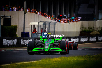 2024-07-20 - 24 Guanyu Zhou, (CHI) Stake F1 Team Kick Sauber during the Hungarian GP, Budapest 18-21 July 2024 Formula 1 World championship 2024. - FORMULA 1 HUNGARIAN GRAND PRIX 2024 - PRACTICE 3 AND QUALIFYING - FORMULA 1 - MOTORS