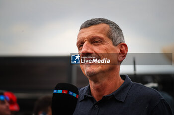 2024-07-20 - Gunther Steiner former Team Principal at Haas F1 Team, now TV commentator at RTL, during the Hungarian GP, Budapest 18-21 July 2024 Formula 1 World championship 2024. - FORMULA 1 HUNGARIAN GRAND PRIX 2024 - PRACTICE 3 AND QUALIFYING - FORMULA 1 - MOTORS