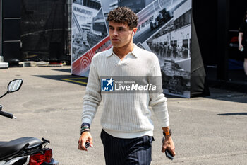 2024-07-18 - NORRIS Lando (gbr), McLaren F1 Team MCL38, portrait during the Formula 1 Hungarian Grand Prix 2024, 13th round of the 2024 Formula One World Championship from July 19 to 21, 2024 on the Hungaroring, in Mogyorod, Hungary - F1 - HUNGARIAN GRAND PRIX 2024 - FORMULA 1 - MOTORS