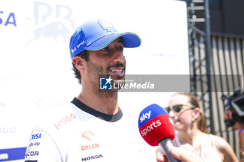 2024-07-18 - RICCIARDO Daniel (aus), Visa Cash App RB F1 Team VCARB 01, portrait during the Formula 1 Hungarian Grand Prix 2024, 13th round of the 2024 Formula One World Championship from July 19 to 21, 2024 on the Hungaroring, in Mogyorod, Hungary - F1 - HUNGARIAN GRAND PRIX 2024 - FORMULA 1 - MOTORS