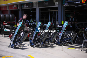 2024-07-18 - Mercedes AMG F1 Team W15, mechanical detail front wing during the Formula 1 Hungarian Grand Prix 2024, 13th round of the 2024 Formula One World Championship from July 19 to 21, 2024 on the Hungaroring, in Mogyorod, Hungary - F1 - HUNGARIAN GRAND PRIX 2024 - FORMULA 1 - MOTORS