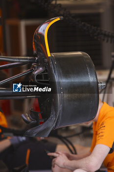 2024-07-18 - McLaren F1 Team MCL38, mechanical detail front brakes, freins, during the Formula 1 Hungarian Grand Prix 2024, 13th round of the 2024 Formula One World Championship from July 19 to 21, 2024 on the Hungaroring, in Mogyorod, Hungary - F1 - HUNGARIAN GRAND PRIX 2024 - FORMULA 1 - MOTORS