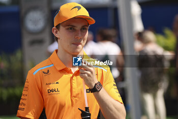 2024-07-18 - PIASTRI Oscar (aus), McLaren F1 Team MCL38, portrait during the Formula 1 Hungarian Grand Prix 2024, 13th round of the 2024 Formula One World Championship from July 19 to 21, 2024 on the Hungaroring, in Mogyorod, Hungary - F1 - HUNGARIAN GRAND PRIX 2024 - FORMULA 1 - MOTORS