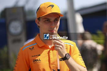 2024-07-18 - PIASTRI Oscar (aus), McLaren F1 Team MCL38, portrait during the Formula 1 Hungarian Grand Prix 2024, 13th round of the 2024 Formula One World Championship from July 19 to 21, 2024 on the Hungaroring, in Mogyorod, Hungary - F1 - HUNGARIAN GRAND PRIX 2024 - FORMULA 1 - MOTORS