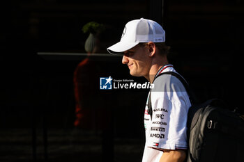 2024-07-18 - SCHUMACHER Mick (ger), Reserve Driver of Mercedes AMG F1 Team, portrait during the Formula 1 Hungarian Grand Prix 2024, 13th round of the 2024 Formula One World Championship from July 19 to 21, 2024 on the Hungaroring, in Mogyorod, Hungary - F1 - HUNGARIAN GRAND PRIX 2024 - FORMULA 1 - MOTORS