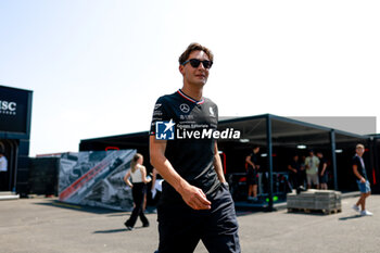 2024-07-18 - RUSSELL George (gbr), Mercedes AMG F1 Team W15, portrait during the Formula 1 Hungarian Grand Prix 2024, 13th round of the 2024 Formula One World Championship from July 19 to 21, 2024 on the Hungaroring, in Mogyorod, Hungary - F1 - HUNGARIAN GRAND PRIX 2024 - FORMULA 1 - MOTORS