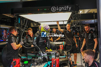 2024-07-20 - Lewis Hamilton (GBR) - Mercedes-AMG PETRONAS F1 Team - Mercedes W15 - Mercedes E Performance during Saturday Free Practice and qualify, July 20, of Formula 1 Hungarian Grand Prix 2024, scheduled to take place at Hungaroring track in Mogyorod, Budapest, Hungary, july 19 to july 21, 2024 - FORMULA 1 HUNGARIAN GRAND PRIX 2024 - PRACTICE 3 AND QUALIFYING - FORMULA 1 - MOTORS