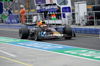 2024-07-20 - Max Verstappen (NED) - Oracle Red Bull Racing - Red Bull RB20 - Honda RBPT during Saturday Free Practice and qualify, July 20, of Formula 1 Hungarian Grand Prix 2024, scheduled to take place at Hungaroring track in Mogyorod, Budapest, Hungary, july 19 to july 21, 2024 - FORMULA 1 HUNGARIAN GRAND PRIX 2024 - PRACTICE 3 AND QUALIFYING - FORMULA 1 - MOTORS