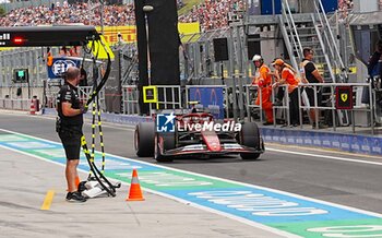 2024-07-20 - Carlos Sainz Jr. (ESP) - Scuderia Ferrari - Ferrari SF-24 - Ferrari during Saturday Free Practice and qualify, July 20, of Formula 1 Hungarian Grand Prix 2024, scheduled to take place at Hungaroring track in Mogyorod, Budapest, Hungary, july 19 to july 21, 2024 - FORMULA 1 HUNGARIAN GRAND PRIX 2024 - PRACTICE 3 AND QUALIFYING - FORMULA 1 - MOTORS