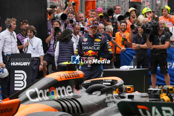 2024-07-20 - Max Verstappen (NED) - Oracle Red Bull Racing - Red Bull RB20 - Honda RBPT during Saturday Free Practice and qualify, July 20, of Formula 1 Hungarian Grand Prix 2024, scheduled to take place at Hungaroring track in Mogyorod, Budapest, Hungary, july 19 to july 21, 2024 - FORMULA 1 HUNGARIAN GRAND PRIX 2024 - PRACTICE 3 AND QUALIFYING - FORMULA 1 - MOTORS