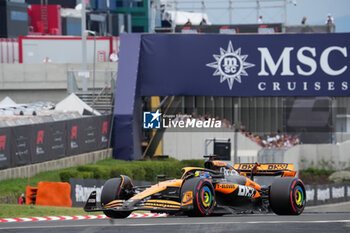 2024-07-20 - Oscar Piastri (AUS) - McLaren Formula 1 Team - McLaren MCL38 - Mercedes
 during Saturday Free Practice and qualify, July 20, of Formula 1 Hungarian Grand Prix 2024, scheduled to take place at Hungaroring track in Mogyorod, Budapest, Hungary, july 19 to july 21, 2024 - FORMULA 1 HUNGARIAN GRAND PRIX 2024 - PRACTICE 3 AND QUALIFYING - FORMULA 1 - MOTORS