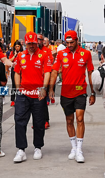 2024-07-20 - (L to R Charles Leclerc (MON) an Carlos Sainz Jr. (ESP) - Scuderia Ferrari - Ferrari SF-24 - Ferrari during Saturday Free Practice and qualify, July 20, of Formula 1 Hungarian Grand Prix 2024, scheduled to take place at Hungaroring track in Mogyorod, Budapest, Hungary, july 19 to july 21, 2024 - FORMULA 1 HUNGARIAN GRAND PRIX 2024 - PRACTICE 3 AND QUALIFYING - FORMULA 1 - MOTORS