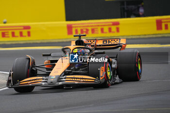 2024-07-20 - Oscar Piastri (AUS) - McLaren Formula 1 Team - McLaren MCL38 - Mercedes
 during Saturday Free Practice and qualify, July 20, of Formula 1 Hungarian Grand Prix 2024, scheduled to take place at Hungaroring track in Mogyorod, Budapest, Hungary, july 19 to july 21, 2024 - FORMULA 1 HUNGARIAN GRAND PRIX 2024 - PRACTICE 3 AND QUALIFYING - FORMULA 1 - MOTORS