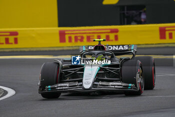 2024-07-20 - Lewis Hamilton (GBR) - Mercedes-AMG PETRONAS F1 Team - Mercedes W15 - Mercedes E Performance during Saturday Free Practice and qualify, July 20, of Formula 1 Hungarian Grand Prix 2024, scheduled to take place at Hungaroring track in Mogyorod, Budapest, Hungary, july 19 to july 21, 2024 - FORMULA 1 HUNGARIAN GRAND PRIX 2024 - PRACTICE 3 AND QUALIFYING - FORMULA 1 - MOTORS