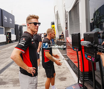 2024-07-20 - (L to R Nico Hulkenberg (GER) an Kevin Magnussen (DEN) - MoneyGram Haas F1 Team - Haas VF-24 - Ferrari during Saturday Free Practice and qualify, July 20, of Formula 1 Hungarian Grand Prix 2024, scheduled to take place at Hungaroring track in Mogyorod, Budapest, Hungary, july 19 to july 21, 2024 - FORMULA 1 HUNGARIAN GRAND PRIX 2024 - PRACTICE 3 AND QUALIFYING - FORMULA 1 - MOTORS