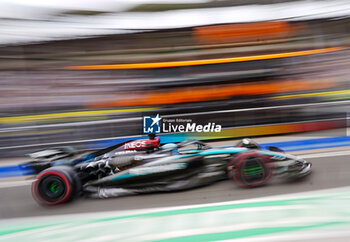 2024-07-20 - George Russell (GBR) - Mercedes-AMG PETRONAS F1 Team - Mercedes W15 - Mercedes E Performance during Saturday Free Practice and qualify, July 20, of Formula 1 Hungarian Grand Prix 2024, scheduled to take place at Hungaroring track in Mogyorod, Budapest, Hungary, july 19 to july 21, 2024 - FORMULA 1 HUNGARIAN GRAND PRIX 2024 - PRACTICE 3 AND QUALIFYING - FORMULA 1 - MOTORS