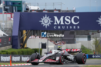 2024-07-20 - Nico Hulkenberg (GER) - MoneyGram Haas F1 Team - Haas VF-24 - Ferrari during Saturday Free Practice and qualify, July 20, of Formula 1 Hungarian Grand Prix 2024, scheduled to take place at Hungaroring track in Mogyorod, Budapest, Hungary, july 19 to july 21, 2024 - FORMULA 1 HUNGARIAN GRAND PRIX 2024 - PRACTICE 3 AND QUALIFYING - FORMULA 1 - MOTORS