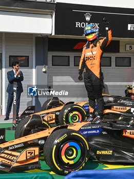 2024-07-21 - Oscar Piastri (AUS) - McLaren Formula 1 Team - McLaren MCL38 - Mercedes
 celebrating victory during Raceday on Sunday, July 21, of Formula 1 Hungarian Grand Prix 2024, scheduled to take place at Hungaroring track in Mogyorod, Budapest, Hungary, july 19 to july 21, 2024 - FORMULA 1 HUNGARIAN GRAND PRIX 2024 - RACE - FORMULA 1 - MOTORS