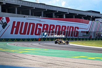 2024-07-21 - Oscar Piastri (AUS) - McLaren Formula 1 Team - McLaren MCL38 - Mercedes
 during Raceday on Sunday, July 21, of Formula 1 Hungarian Grand Prix 2024, scheduled to take place at Hungaroring track in Mogyorod, Budapest, Hungary, july 19 to july 21, 2024 - FORMULA 1 HUNGARIAN GRAND PRIX 2024 - RACE - FORMULA 1 - MOTORS