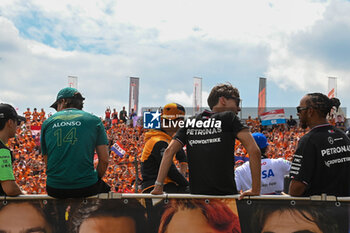 2024-07-21 - Driver Parade before the race during Raceday on Sunday, July 21, of Formula 1 Hungarian Grand Prix 2024, scheduled to take place at Hungaroring track in Mogyorod, Budapest, Hungary, july 19 to july 21, 2024 - FORMULA 1 HUNGARIAN GRAND PRIX 2024 - RACE - FORMULA 1 - MOTORS