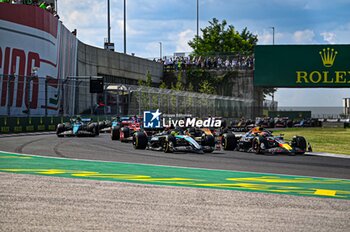 2024-07-21 - Start of the race during Raceday on Sunday, July 21, of Formula 1 Hungarian Grand Prix 2024, scheduled to take place at Hungaroring track in Mogyorod, Budapest, Hungary, july 19 to july 21, 2024 - FORMULA 1 HUNGARIAN GRAND PRIX 2024 - RACE - FORMULA 1 - MOTORS