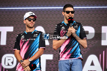 2024-07-20 - OCON Esteban (fra), Alpine F1 Team A524, portrait GASLY Pierre (fra), Alpine F1 Team A524, portrait during the Formula 1 Hungarian Grand Prix 2024, 13th round of the 2024 Formula One World Championship from July 19 to 21, 2024 on the Hungaroring, in Mogyorod, Hungary - F1 - HUNGARIAN GRAND PRIX 2024 - FORMULA 1 - MOTORS