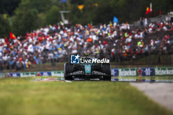 2024-07-20 - 14 ALONSO Fernando (spa), Aston Martin F1 Team AMR24, action during the Formula 1 Hungarian Grand Prix 2024, 13th round of the 2024 Formula One World Championship from July 19 to 21, 2024 on the Hungaroring, in Mogyorod, Hungary - F1 - HUNGARIAN GRAND PRIX 2024 - FORMULA 1 - MOTORS