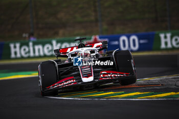 2024-07-20 - 20 MAGNUSSEN Kevin (den), Haas F1 Team VF-24 Ferrari, action during the Formula 1 Hungarian Grand Prix 2024, 13th round of the 2024 Formula One World Championship from July 19 to 21, 2024 on the Hungaroring, in Mogyorod, Hungary - F1 - HUNGARIAN GRAND PRIX 2024 - FORMULA 1 - MOTORS