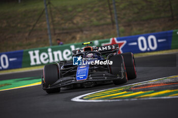 2024-07-20 - 02 SARGEANT Logan (usa), Williams Racing FW46, action during the Formula 1 Hungarian Grand Prix 2024, 13th round of the 2024 Formula One World Championship from July 19 to 21, 2024 on the Hungaroring, in Mogyorod, Hungary - F1 - HUNGARIAN GRAND PRIX 2024 - FORMULA 1 - MOTORS