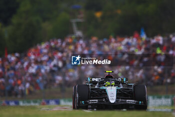 2024-07-20 - 44 HAMILTON Lewis (gbr), Mercedes AMG F1 Team W15, action during the Formula 1 Hungarian Grand Prix 2024, 13th round of the 2024 Formula One World Championship from July 19 to 21, 2024 on the Hungaroring, in Mogyorod, Hungary - F1 - HUNGARIAN GRAND PRIX 2024 - FORMULA 1 - MOTORS