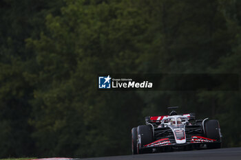 2024-07-20 - 20 MAGNUSSEN Kevin (den), Haas F1 Team VF-24 Ferrari, action during the Formula 1 Hungarian Grand Prix 2024, 13th round of the 2024 Formula One World Championship from July 19 to 21, 2024 on the Hungaroring, in Mogyorod, Hungary - F1 - HUNGARIAN GRAND PRIX 2024 - FORMULA 1 - MOTORS