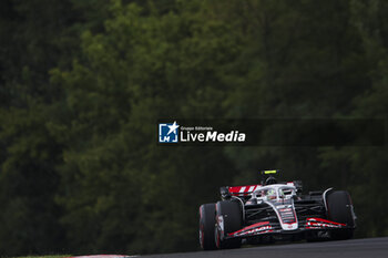 2024-07-20 - 27 HULKENBERG Nico (ger), Haas F1 Team VF-24 Ferrari, action during the Formula 1 Hungarian Grand Prix 2024, 13th round of the 2024 Formula One World Championship from July 19 to 21, 2024 on the Hungaroring, in Mogyorod, Hungary - F1 - HUNGARIAN GRAND PRIX 2024 - FORMULA 1 - MOTORS