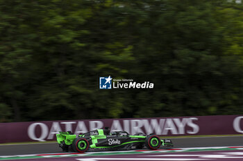 2024-07-20 - 77 BOTTAS Valtteri (fin), Stake F1 Team Kick Sauber C44, action during the Formula 1 Hungarian Grand Prix 2024, 13th round of the 2024 Formula One World Championship from July 19 to 21, 2024 on the Hungaroring, in Mogyorod, Hungary - F1 - HUNGARIAN GRAND PRIX 2024 - FORMULA 1 - MOTORS