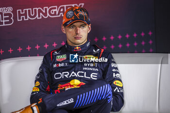 2024-07-20 - VERSTAPPEN Max (ned), Red Bull Racing RB20, portraiit, press conference during the Formula 1 Hungarian Grand Prix 2024, 13th round of the 2024 Formula One World Championship from July 19 to 21, 2024 on the Hungaroring, in Mogyorod, Hungary - F1 - HUNGARIAN GRAND PRIX 2024 - FORMULA 1 - MOTORS