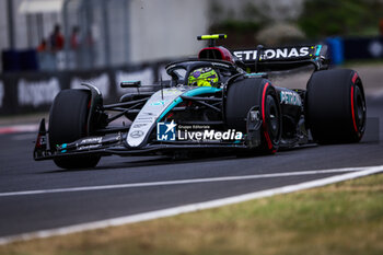 2024-07-20 - 44 HAMILTON Lewis (gbr), Mercedes AMG F1 Team W15, action during the Formula 1 Hungarian Grand Prix 2024, 13th round of the 2024 Formula One World Championship from July 19 to 21, 2024 on the Hungaroring, in Mogyorod, Hungary - F1 - HUNGARIAN GRAND PRIX 2024 - FORMULA 1 - MOTORS