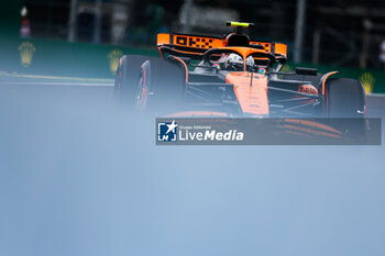 2024-07-20 - 04 NORRIS Lando (gbr), McLaren F1 Team MCL38, action during the Formula 1 Hungarian Grand Prix 2024, 13th round of the 2024 Formula One World Championship from July 19 to 21, 2024 on the Hungaroring, in Mogyorod, Hungary - F1 - HUNGARIAN GRAND PRIX 2024 - FORMULA 1 - MOTORS