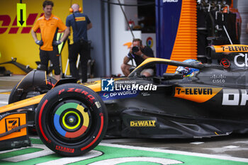 2024-07-20 - PIASTRI Oscar (aus), McLaren F1 Team MCL38, portrait during the Formula 1 Hungarian Grand Prix 2024, 13th round of the 2024 Formula One World Championship from July 19 to 21, 2024 on the Hungaroring, in Mogyorod, Hungary - F1 - HUNGARIAN GRAND PRIX 2024 - FORMULA 1 - MOTORS