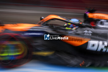 2024-07-20 - 81 PIASTRI Oscar (aus), McLaren F1 Team MCL38, action during the Formula 1 Hungarian Grand Prix 2024, 13th round of the 2024 Formula One World Championship from July 19 to 21, 2024 on the Hungaroring, in Mogyorod, Hungary - F1 - HUNGARIAN GRAND PRIX 2024 - FORMULA 1 - MOTORS