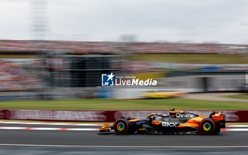 2024-07-20 - 04 NORRIS Lando (gbr), McLaren F1 Team MCL38, action during the Formula 1 Hungarian Grand Prix 2024, 13th round of the 2024 Formula One World Championship from July 19 to 21, 2024 on the Hungaroring, in Mogyorod, Hungary - F1 - HUNGARIAN GRAND PRIX 2024 - FORMULA 1 - MOTORS