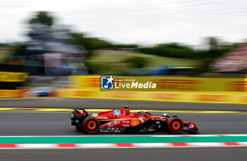 2024-07-20 - 55 SAINZ Carlos (spa), Scuderia Ferrari SF-24, action during the Formula 1 Hungarian Grand Prix 2024, 13th round of the 2024 Formula One World Championship from July 19 to 21, 2024 on the Hungaroring, in Mogyorod, Hungary - F1 - HUNGARIAN GRAND PRIX 2024 - FORMULA 1 - MOTORS