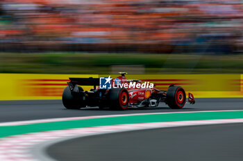 2024-07-20 - 55 SAINZ Carlos (spa), Scuderia Ferrari SF-24, action during the Formula 1 Hungarian Grand Prix 2024, 13th round of the 2024 Formula One World Championship from July 19 to 21, 2024 on the Hungaroring, in Mogyorod, Hungary - F1 - HUNGARIAN GRAND PRIX 2024 - FORMULA 1 - MOTORS