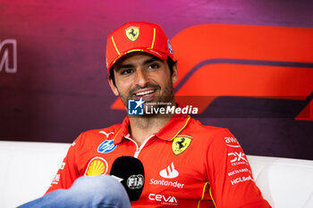 2024-07-25 - SAINZ Carlos (spa), Scuderia Ferrari SF-24, portrait press conference during the Formula 1 Rolex Belgian Grand Prix 2024, 14th round of the 2024 Formula One World Championship from July 26 to 28, 2024 on the Circuit de Spa-Francorchamps, in Stavelot, Belgium - F1 - BELGIAN GRAND PRIX 2024 - FORMULA 1 - MOTORS