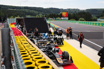 2024-07-25 - APX GP Team crew filming in the paddock for the Apex F1 movie by Apple Studios / Bruckheimer Films during the Formula 1 Rolex Belgian Grand Prix 2024, 14th round of the 2024 Formula One World Championship from July 26 to 28, 2024 on the Circuit de Spa-Francorchamps, in Stavelot, Belgium - F1 - BELGIAN GRAND PRIX 2024 - FORMULA 1 - MOTORS