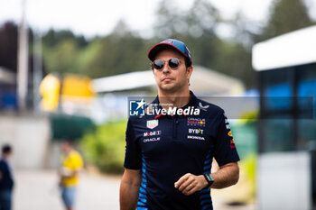 2024-07-25 - PEREZ Sergio (mex), Red Bull Racing RB20, portrait during the Formula 1 Rolex Belgian Grand Prix 2024, 14th round of the 2024 Formula One World Championship from July 26 to 28, 2024 on the Circuit de Spa-Francorchamps, in Stavelot, Belgium - F1 - BELGIAN GRAND PRIX 2024 - FORMULA 1 - MOTORS