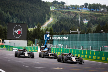 2024-07-25 - APX GP Team crew filming in the paddock for the Apex F1 movie by Apple Studios / Bruckheimer Films during the Formula 1 Rolex Belgian Grand Prix 2024, 14th round of the 2024 Formula One World Championship from July 26 to 28, 2024 on the Circuit de Spa-Francorchamps, in Stavelot, Belgium - F1 - BELGIAN GRAND PRIX 2024 - FORMULA 1 - MOTORS